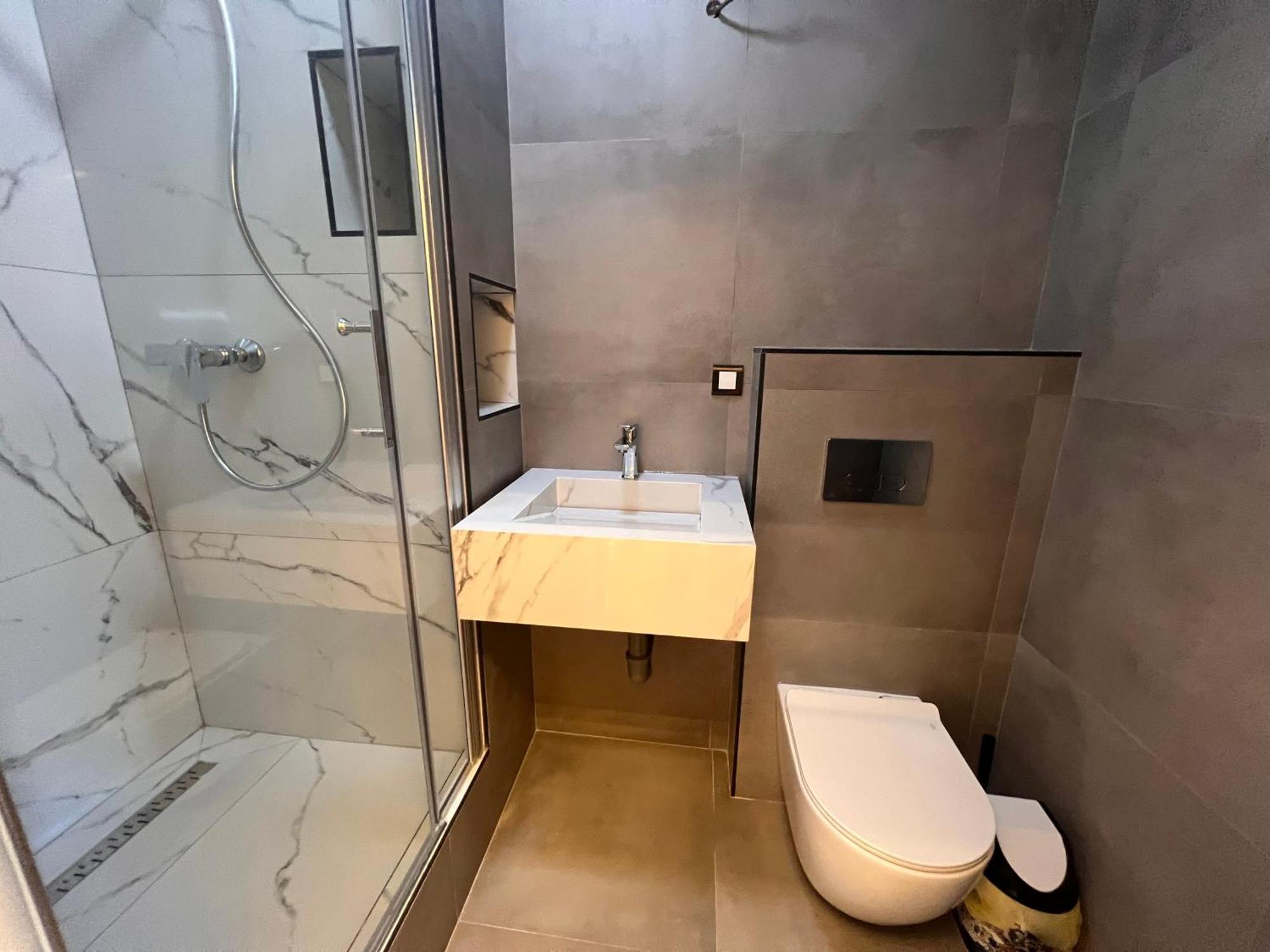 Gigi Apartment By Eluxory Skopje Esterno foto